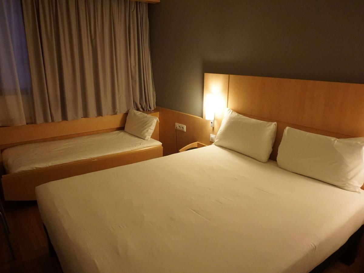 Ibis Girona Exterior foto
