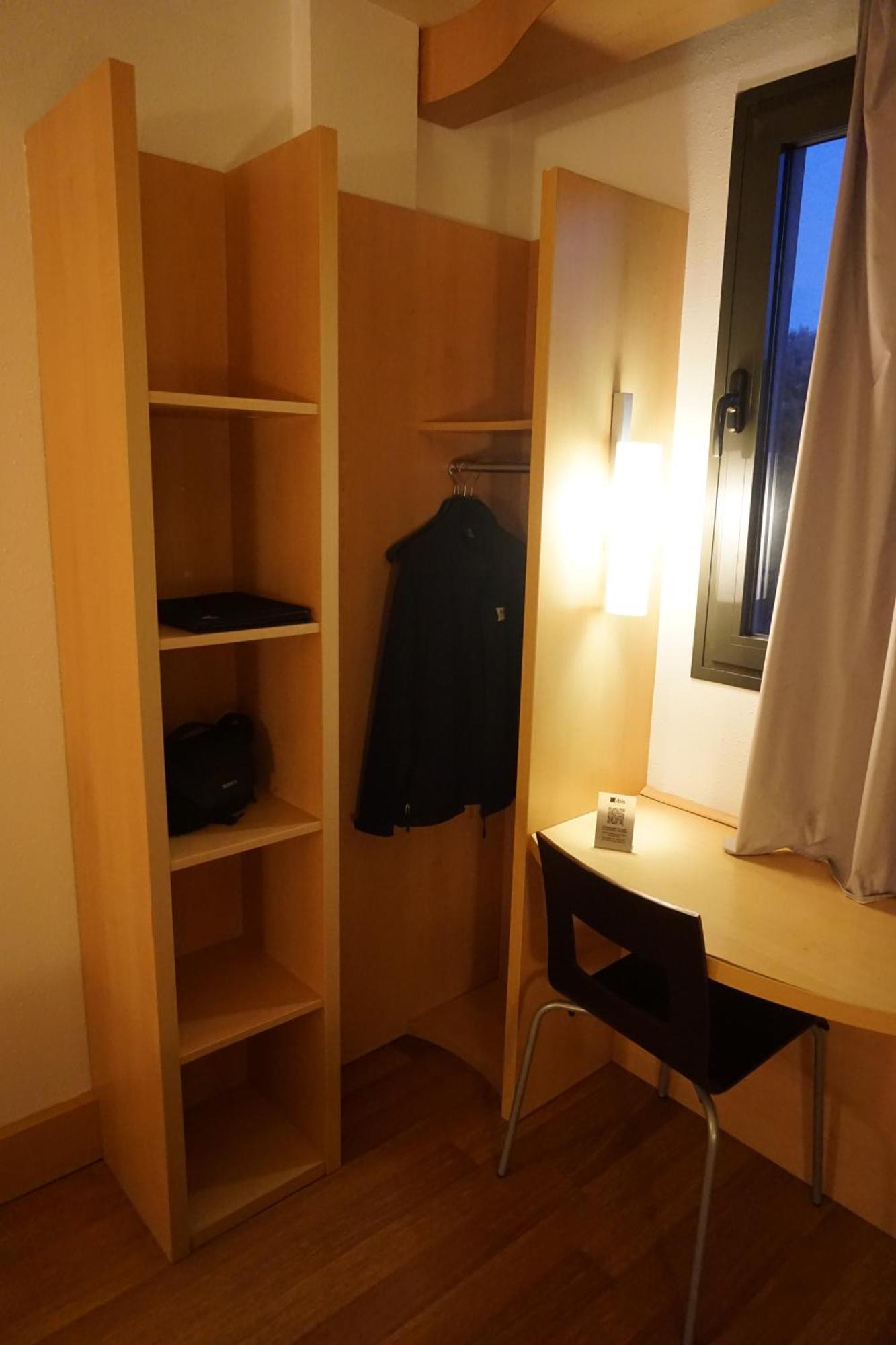 Ibis Girona Exterior foto
